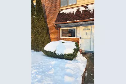 199 Pointe Circle North #199, Coram, NY 11727 - Photo 2