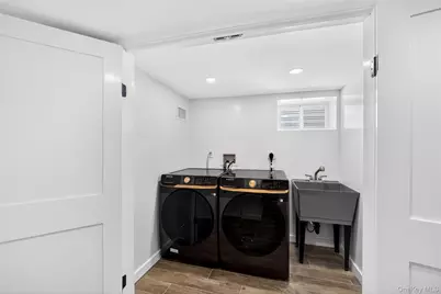 11 Roselle Avenue, Pleasantville, NY 10570 - Photo 28