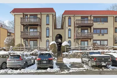 18 Granada Crescent #13, White Plains, NY 10603 - Photo 14