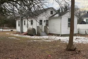 19 Lacrosse Rd, Mastic Beach, NY 11951 - Photo 2