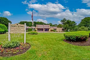 101 Flair Ct E, Saint James, NY 11780 - Photo 28