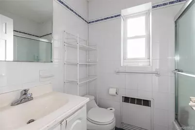 15 Beach Roads #3A, Great Neck, NY 11023 - Photo 14