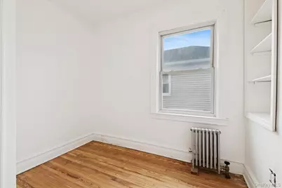 46 Benedict Avenue, Valley Stream, NY 11580 - Photo 16