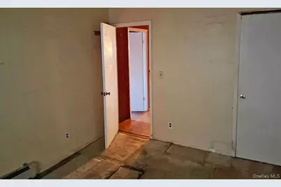 7817 153rd Avenue #H1, Howard Beach, NY 11414 - Photo 8