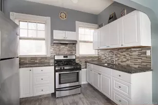 262 N Fulton Ave, Fleetwood, NY 10552 - Photo 2