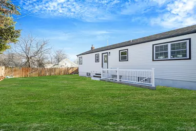 45 Oaklawn Avenue, Farmingville, NY 11738 - Photo 40