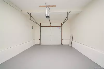 45 Oaklawn Avenue, Farmingville, NY 11738 - Photo 36