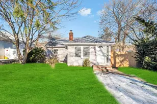 63 Beech Ave, Farmingville, NY 11738 - Photo 2