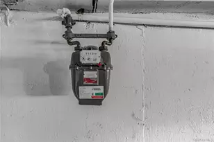 216-47 Sawyer Ave, Queens Village, NY 11427 - Photo 42