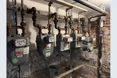 928 Belmont, Brooklyn, NY 11028 - Photo 10