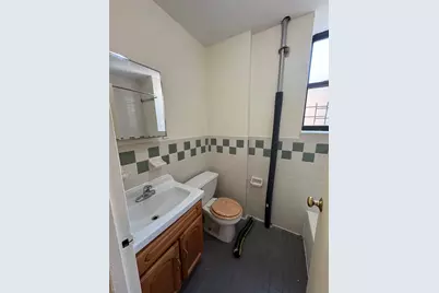 928 Belmont, Brooklyn, NY 11028 - Photo 6