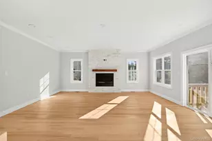 8 Violet Ave, Hicksville, NY 11801 - Photo 6