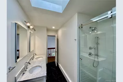 98 Hands Creek Road, East Hampton, NY 11937 - Photo 16