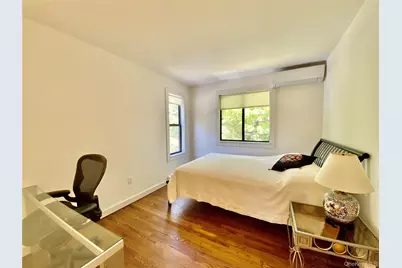 98 Hands Creek Road, East Hampton, NY 11937 - Photo 18