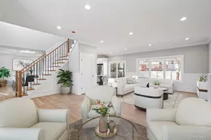 45 Bond Ln, Hicksville, NY 11801 - Photo 2