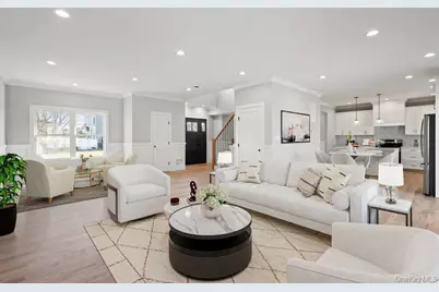 45 Bond Lane, Hicksville, NY 11801 - Photo 10