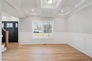 45 Bond Ln, Hicksville, NY 11801 - Photo 6
