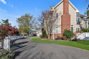 115 Lincoln Ave, Rockville Centre, NY 11570 - Photo 26