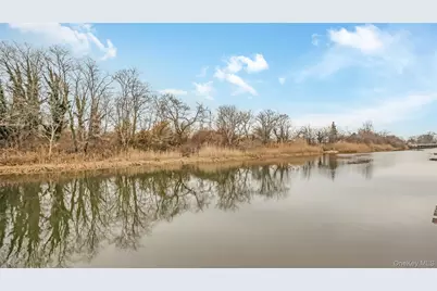 2876 Shore Road, Bellmore, NY 11710 - Photo 38