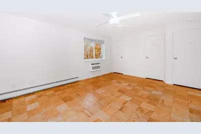 1233 Melville Road #60, East Farmingdale, NY 11753 - Photo 16