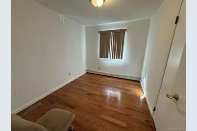 [Address not provided], Bethpage, NY 11714 - Photo 6