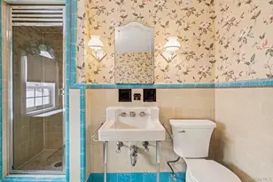 167 Kensington Rd, Garden City, NY 11530 - Photo 18