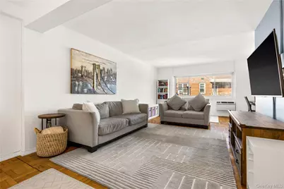 45 E Hartsdale Avenue #6L, Hartsdale, NY 10530 - Photo 4
