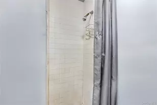 110 Dare Rd, Selden, NY 11784 - Photo 28