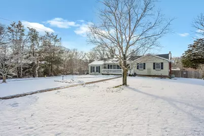 110 Dare Road, Selden, NY 11784 - Photo 8