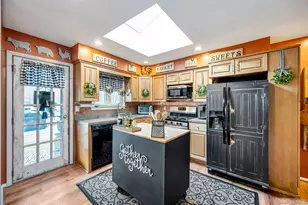 110 Dare Rd, Selden, NY 11784 - Photo 14