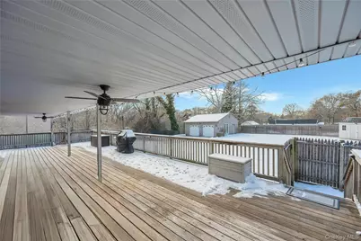 110 Dare Road, Selden, NY 11784 - Photo 10