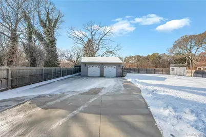 110 Dare Road, Selden, NY 11784 - Photo 4