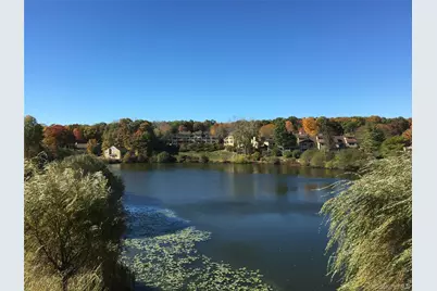 905 Oakridge Common, South Salem, NY 10590 - Photo 2