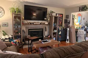 194 E Parkview Dr, Shirley, NY 11967 - Photo 4