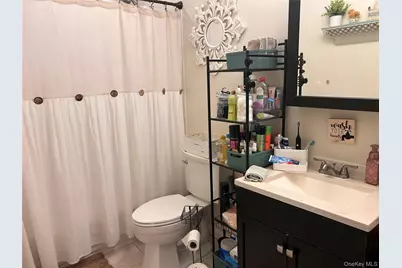 194 E Parkview Drive, Shirley, NY 11967 - Photo 12