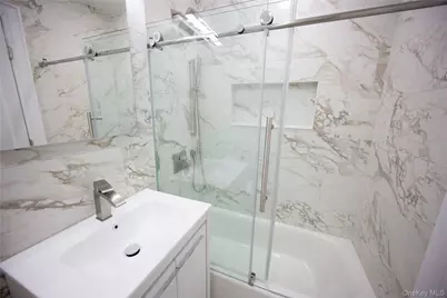 85 S Centre Ave #A20, Rockville Centre, NY 11570 - Photo 6