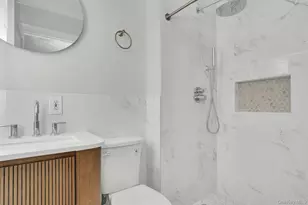 89 Harvest Ln, Commack, NY 11725 - Photo 20