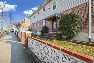 95-03 149th Ave, Ozone Park, NY 11417 - Photo 4