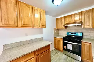 23 Independence Ave, Middletown, NY 10940 - Photo 8