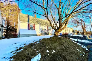 23 Independence Ave, Middletown, NY 10940 - Photo 2