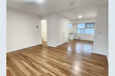 5 Birch Court, Riverhead, NY 11901 - Photo 8