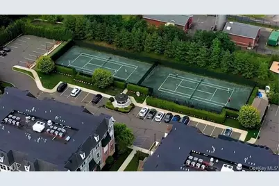 420 Pacing Way, Westbury, NY 11590 - Photo 30