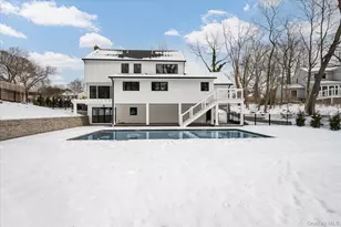 20 Fox Hunt Ln, Cold Spring Harbor, NY 11724 - Photo 32