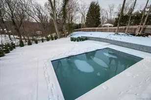 20 Fox Hunt Ln, Cold Spring Harbor, NY 11724 - Photo 36