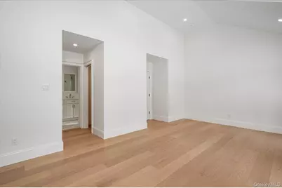 20 Fox Hunt Lane, Cold Spring Harbor, NY 11724 - Photo 18