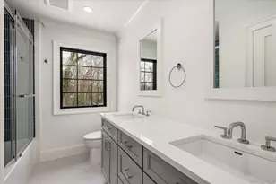 20 Fox Hunt Ln, Cold Spring Harbor, NY 11724 - Photo 26