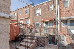 20-13 26th St, Astoria, NY 11105 - Photo 12