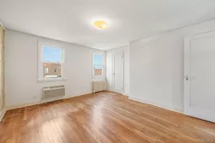 20-13 26th St, Astoria, NY 11105 - Photo 18