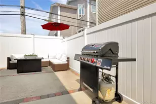 81 Barnes St, Long Beach, NY 11561 - Photo 18