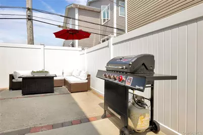 81 Barnes Street, Long Beach, NY 11561 - Photo 20